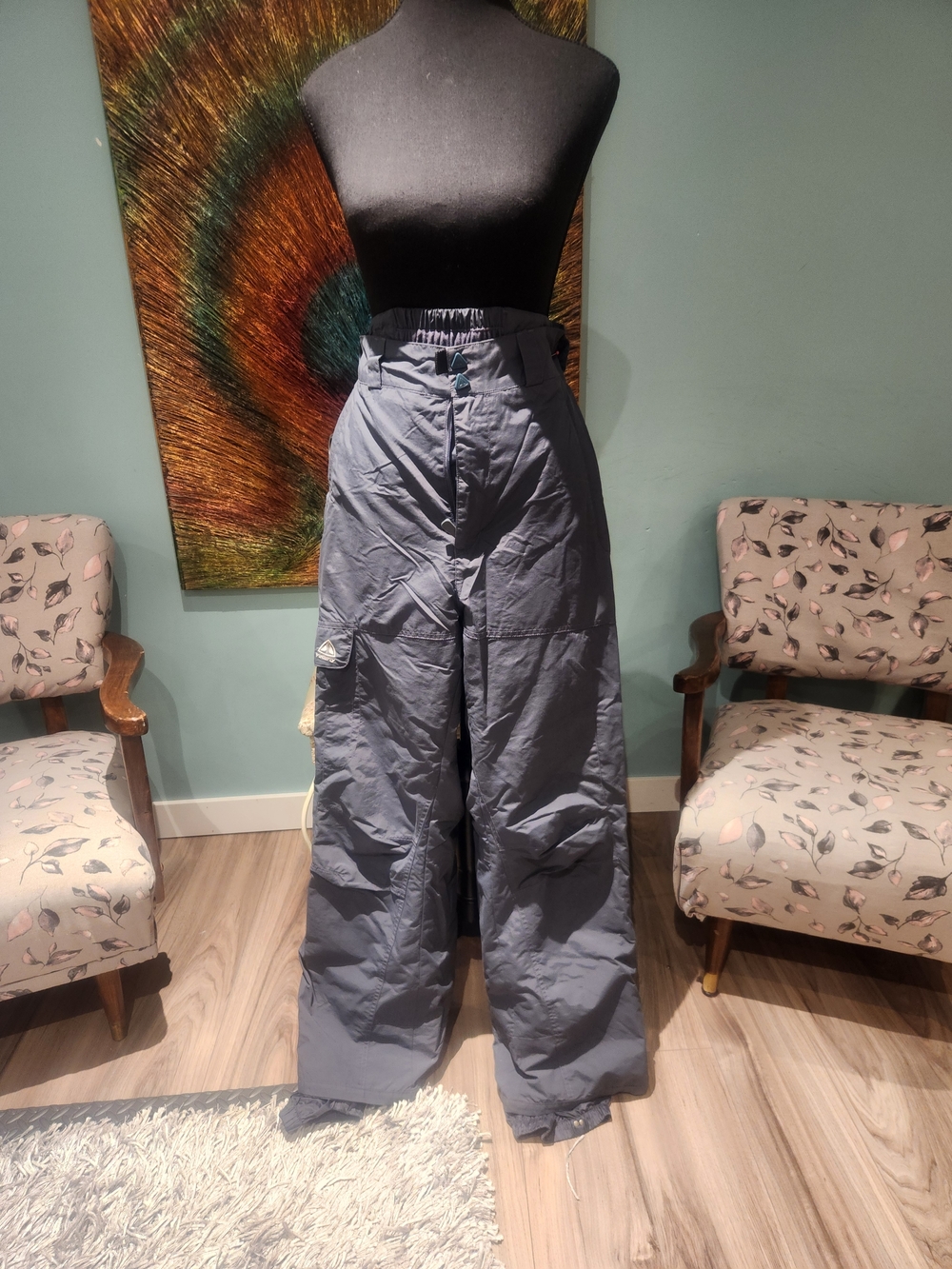 Snowboard Pants for Women in Gray